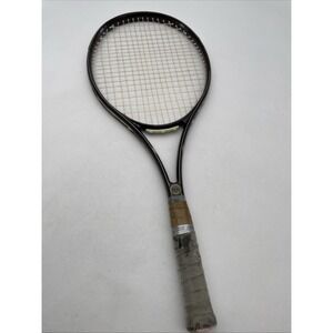 Wimbledon Eclipse Professional 98  Graphite Racquet 4 1/2  4 Grip